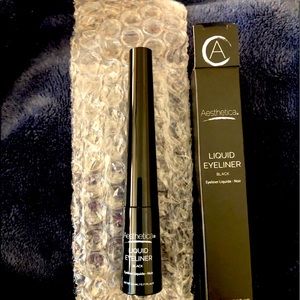 New never used Aesthetica liquid eye liner